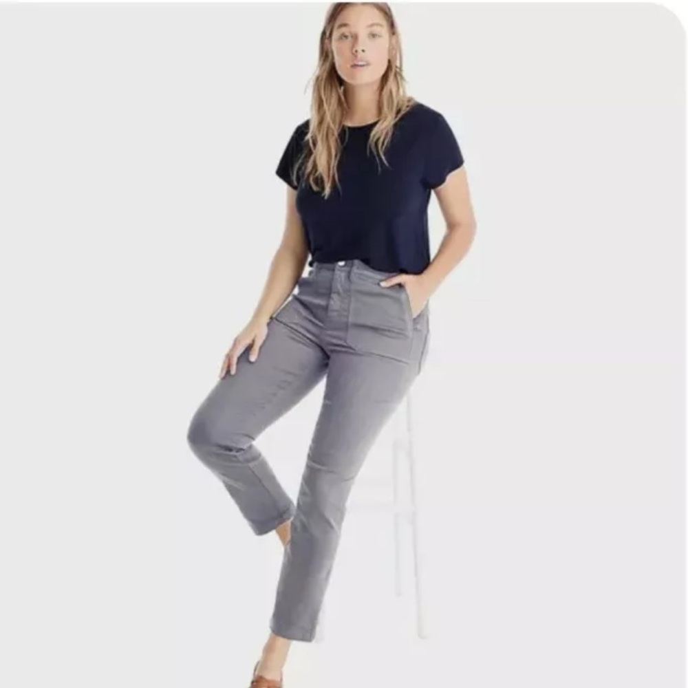 Jcrew Petite Vintage Straight Cargo pant in Slub Sateen
